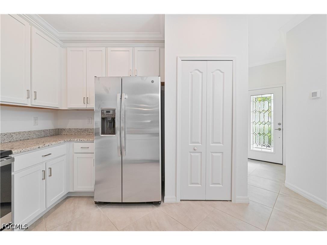 4316 Lemongrass Drive Fort Myers FL 33916 2026018348 image6