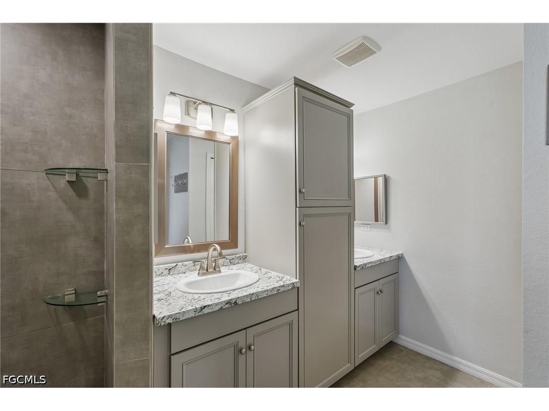 4317 NW 40th Terrace Cape Coral FL 33993 2026019635 image19