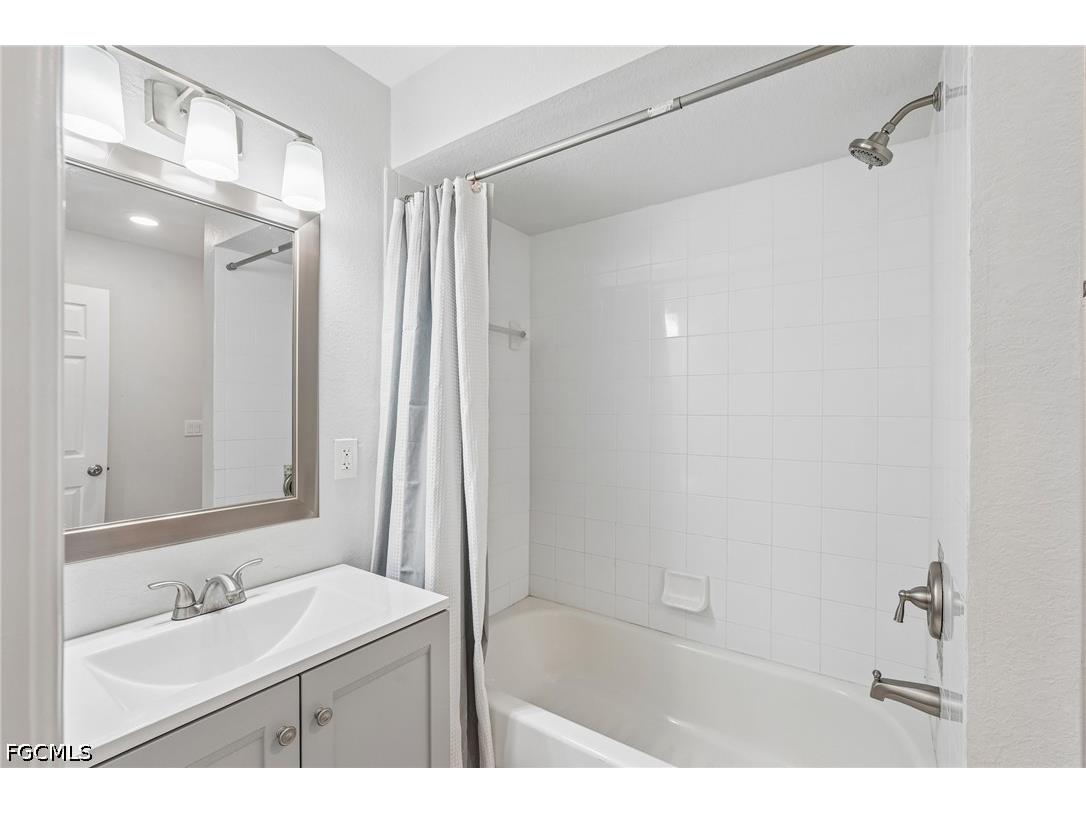 4317 NW 40th Terrace Cape Coral FL 33993 2026019635 image28