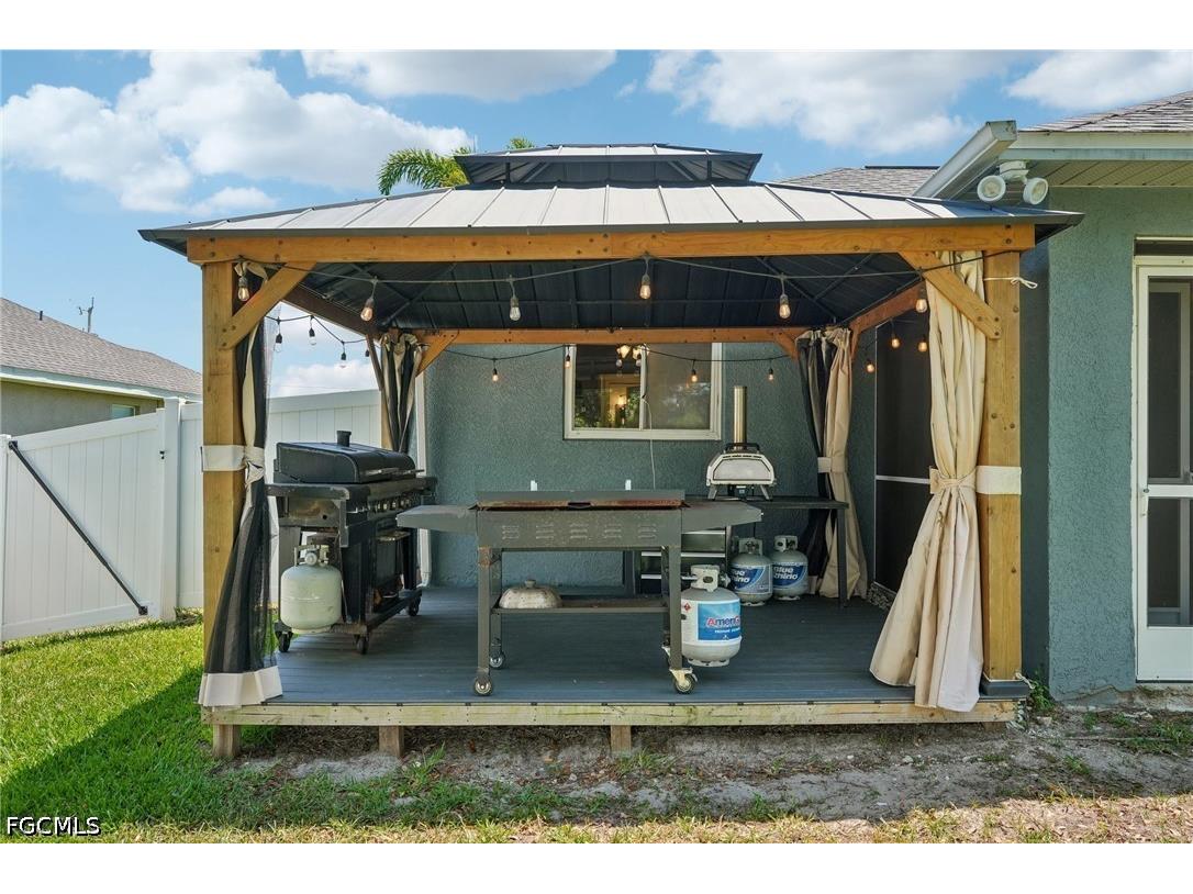 4317 NW 40th Terrace Cape Coral FL 33993 2026019635 image34