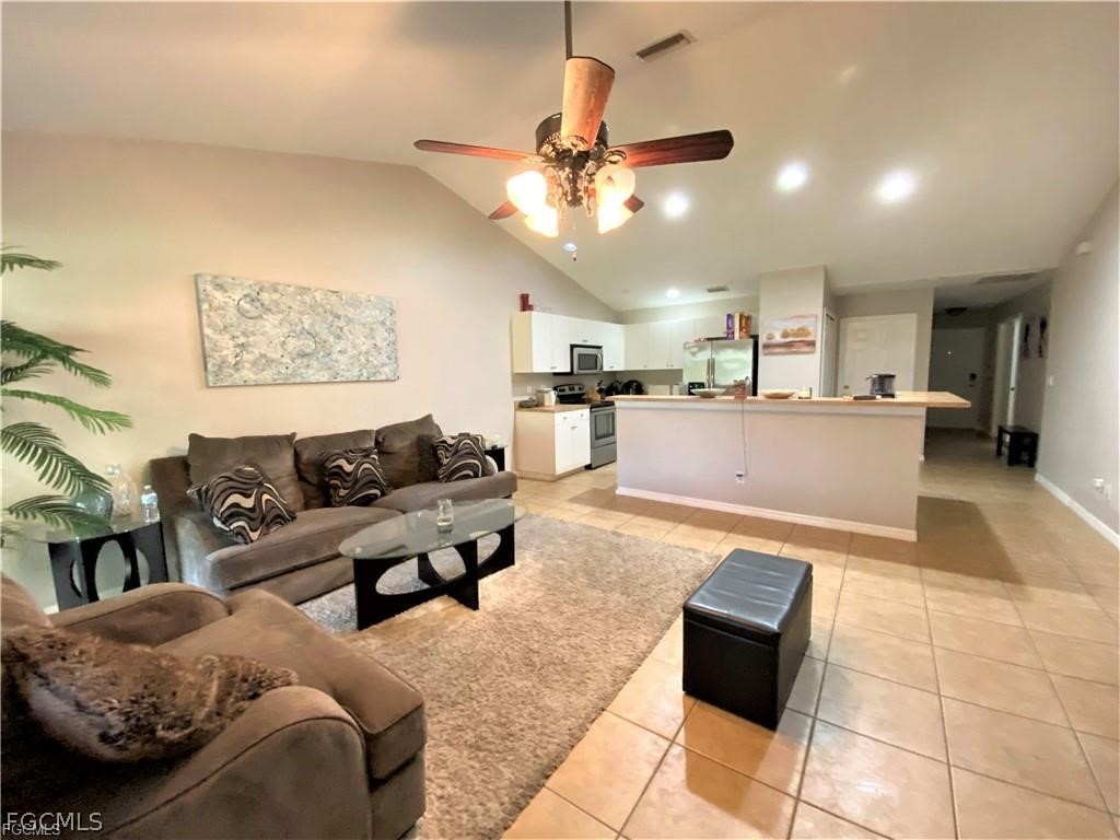 4317 SW Santa Barbara Place Cape Coral FL 33914 2026013800 image7