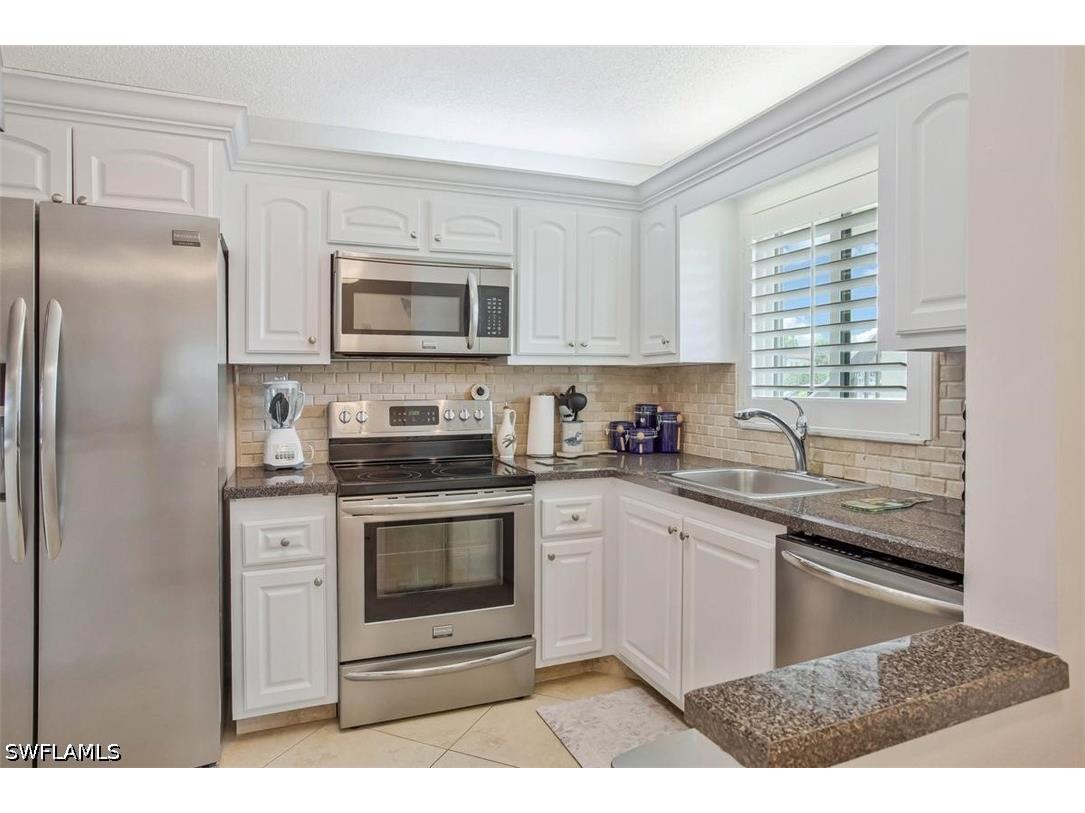 4318 27th Court SW #101 Naples FL 34116 226016460 image1