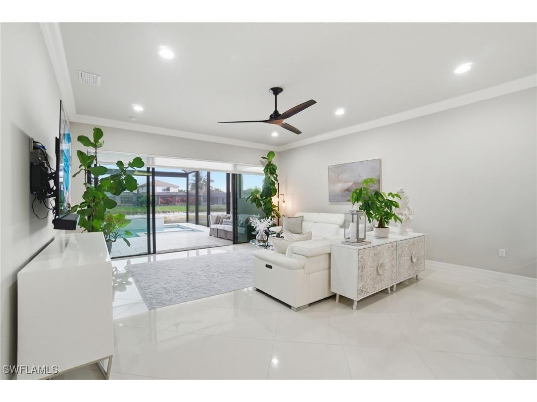 4318 Aurora Street Naples FL 34119 226002416 image16