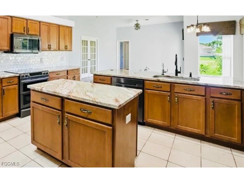 4319 SW 21st Place Cape Coral FL 33914 2025024960 image7