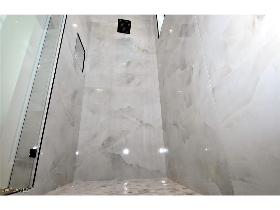 432 16 Street SE Naples FL 34117 225071832 image23