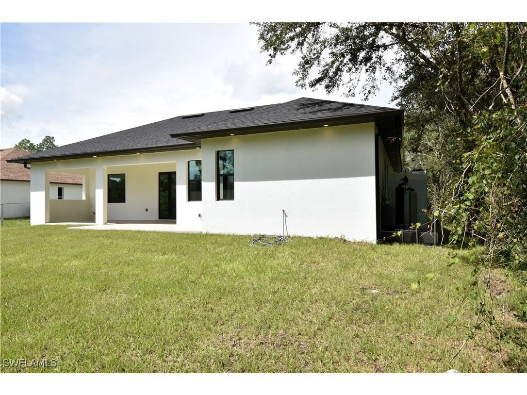 432 16 Street SE Naples FL 34117 225071832 image7