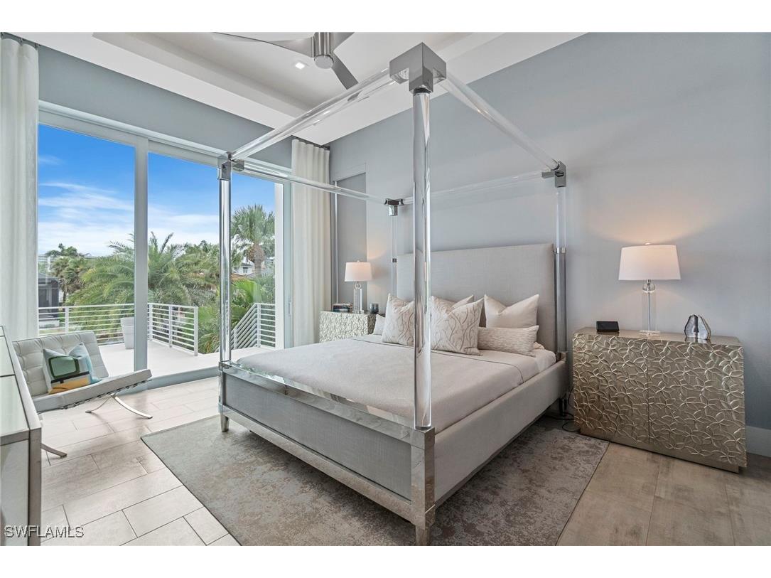 432 Bayside Avenue Naples FL 34108 225053847 image16