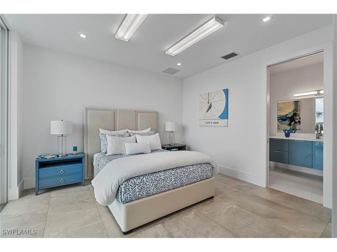 432 Bayside Avenue Naples FL 34108 225053847 image28