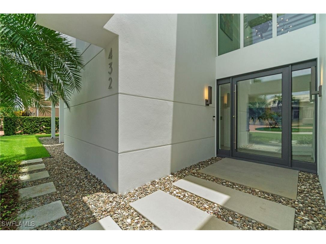 432 Bayside Avenue Naples FL 34108 225053847 image4
