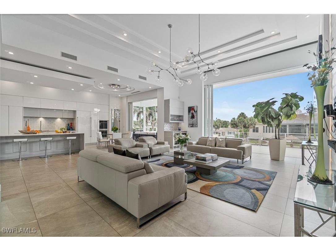432 Bayside Avenue Naples FL 34108 225053847 image8
