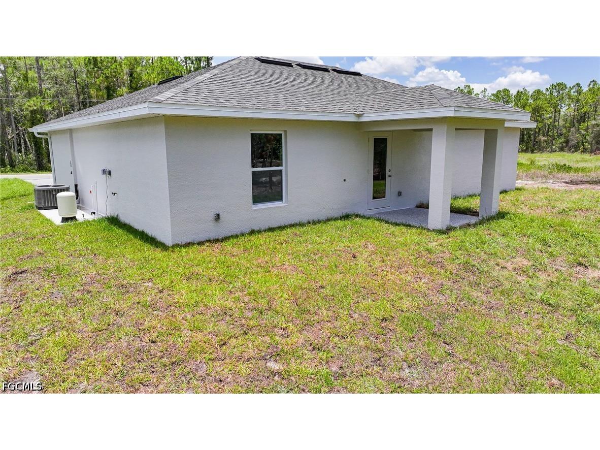 432 Burrstone Drive Lehigh Acres FL 33974 2026027985 image17