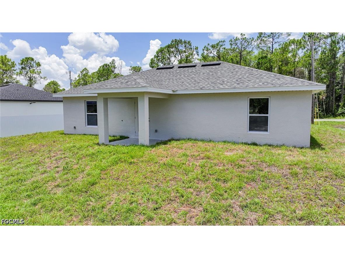 432 Burrstone Drive Lehigh Acres FL 33974 2026027985 image18