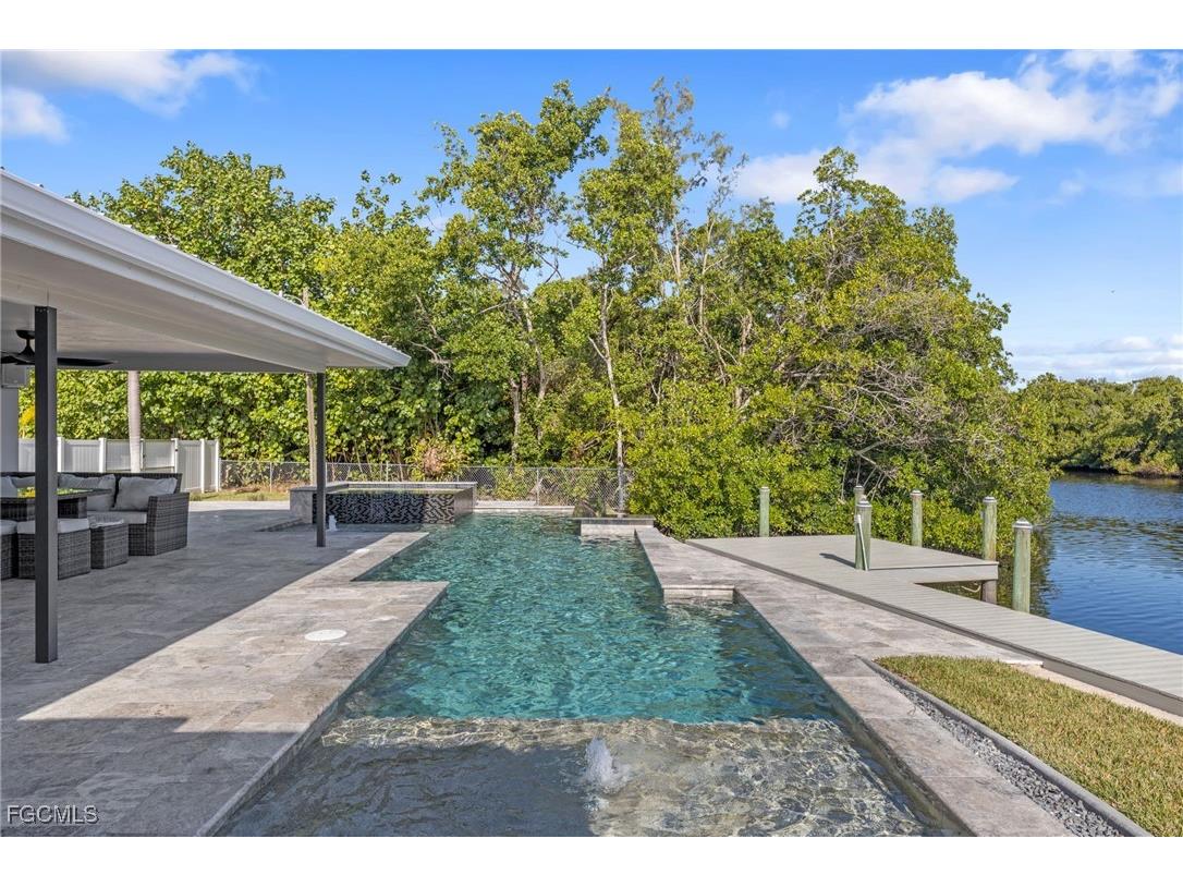 432 Seaworthy Road North Fort Myers FL 33903 2025026180 image6