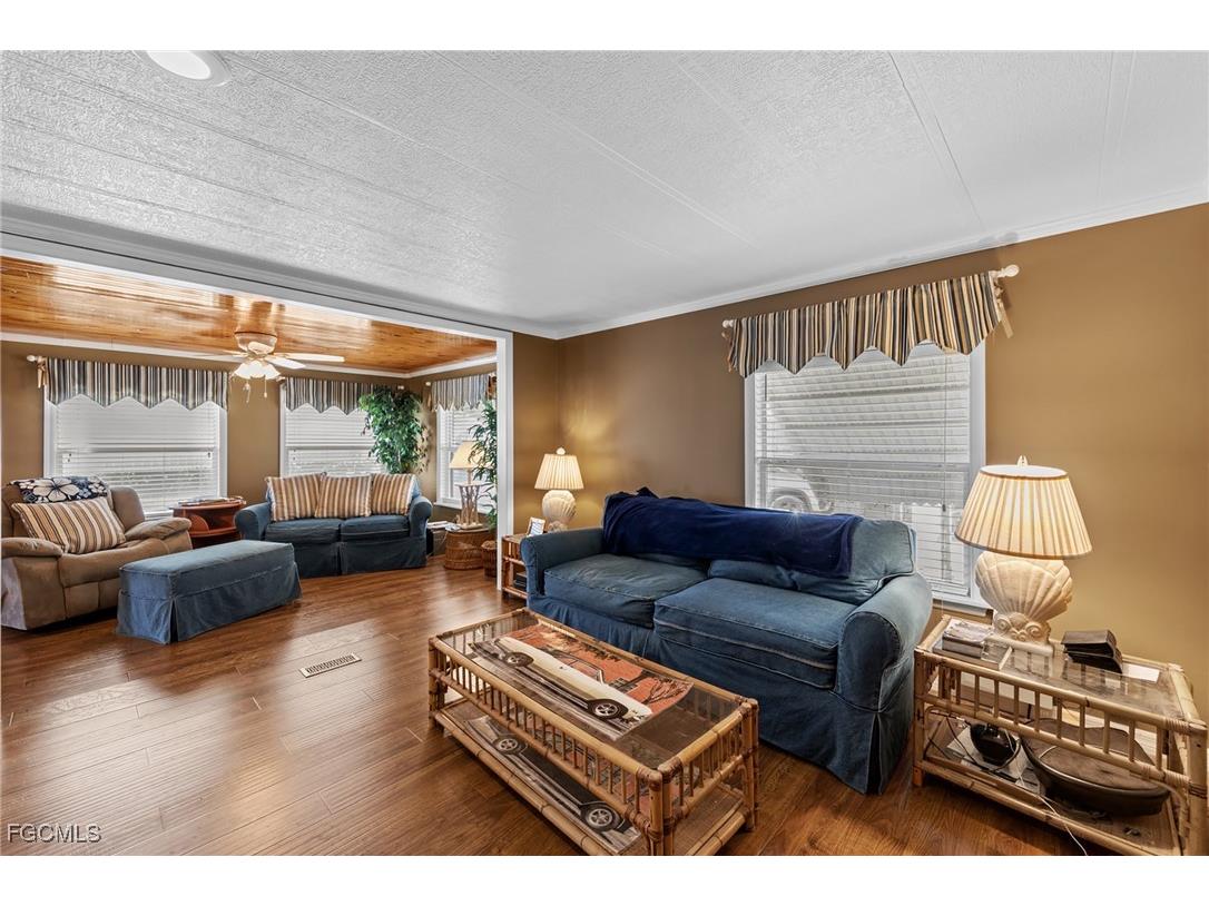 432 Snead Drive North Fort Myers FL 33903 2025022466 image11