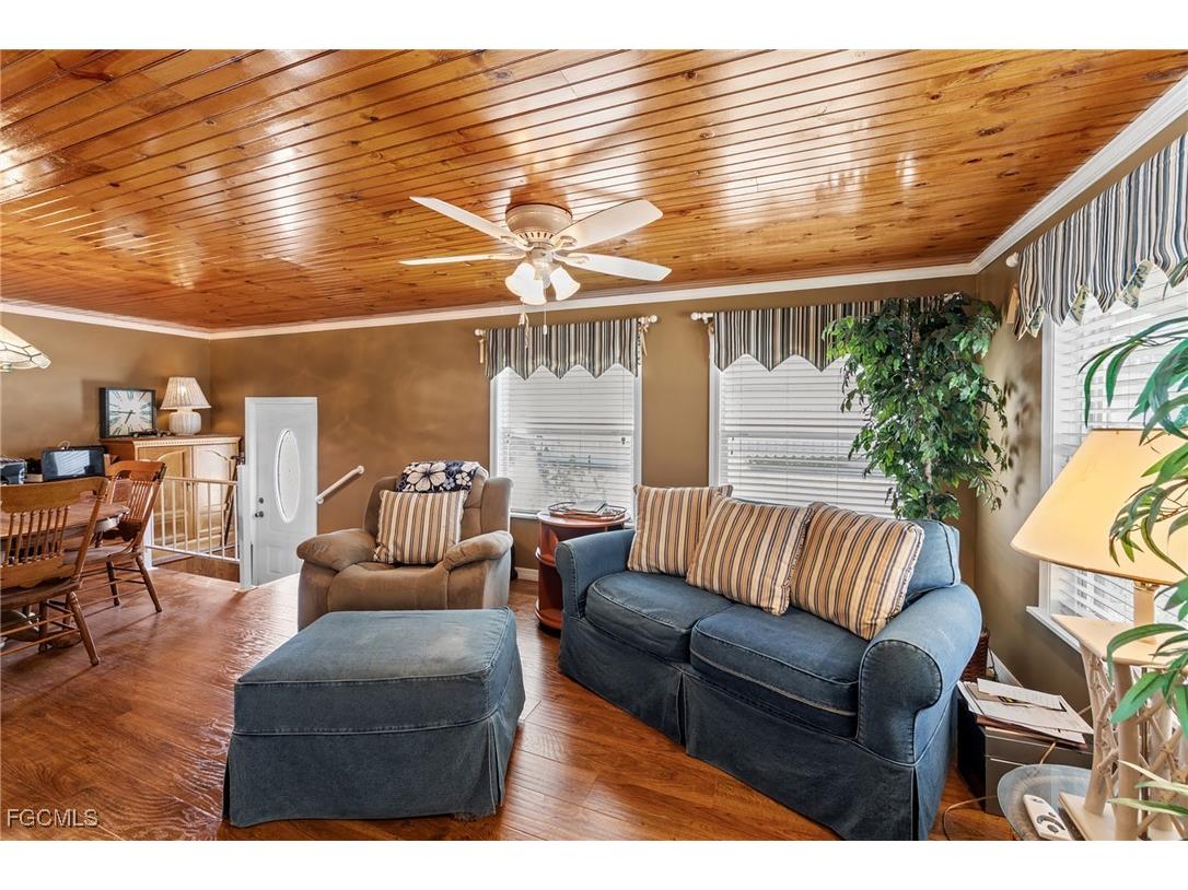 432 Snead Drive North Fort Myers FL 33903 2025022466 image13