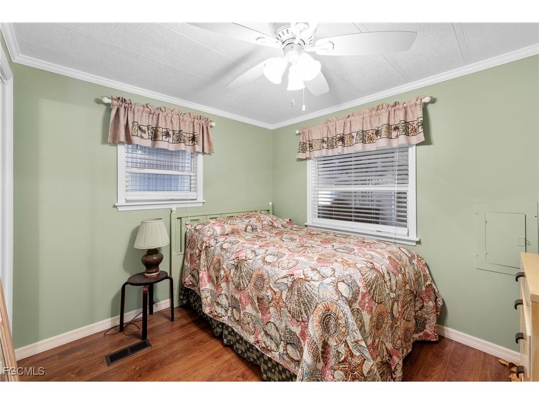 432 Snead Drive North Fort Myers FL 33903 2025022466 image19