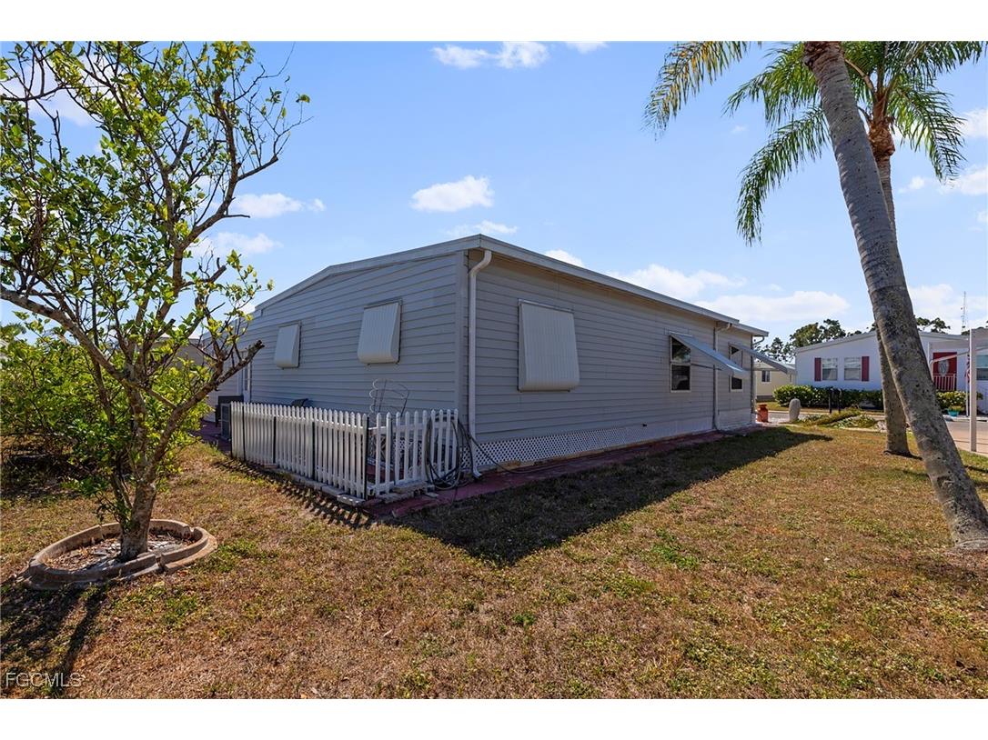 432 Snead Drive North Fort Myers FL 33903 2025022466 image25