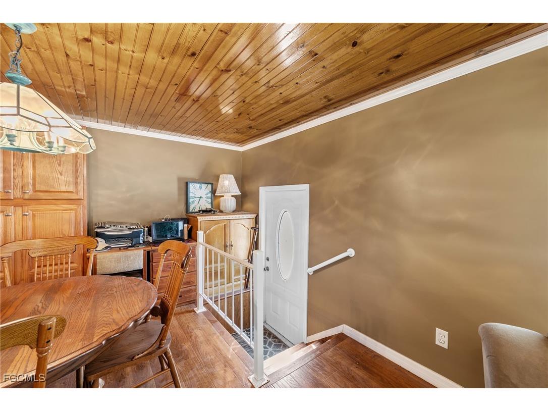 432 Snead Drive North Fort Myers FL 33903 2025022466 image4