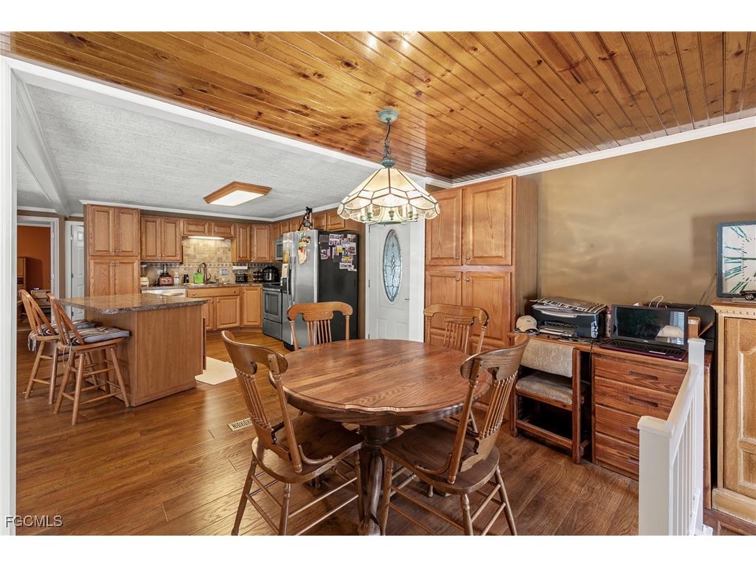 432 Snead Drive North Fort Myers FL 33903 2025022466 image5