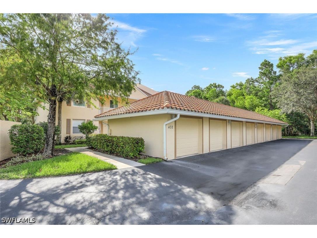 432 Valerie Way #102 Naples FL 34104 226020252 image3