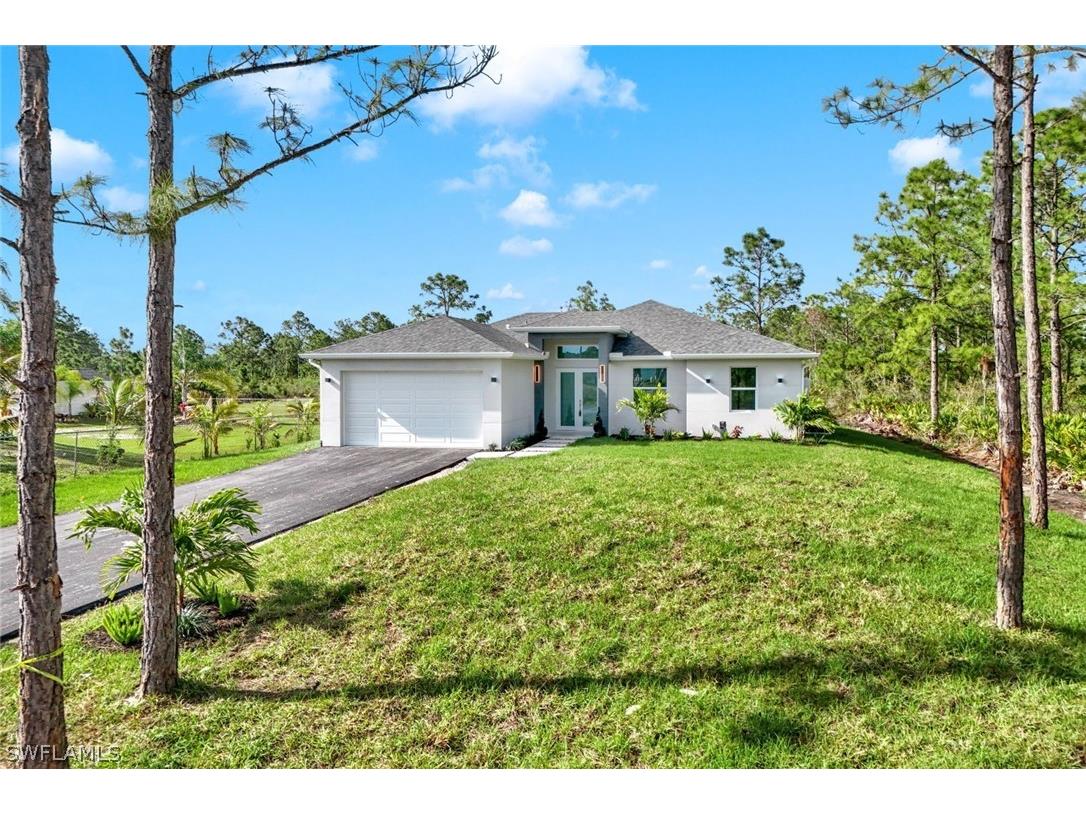 4321 60th Avenue NE Naples FL 34120 224030320 image1