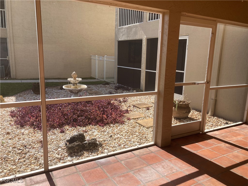 4321 Country Club Boulevard #101 Cape Coral FL 33904 2025011012 image2
