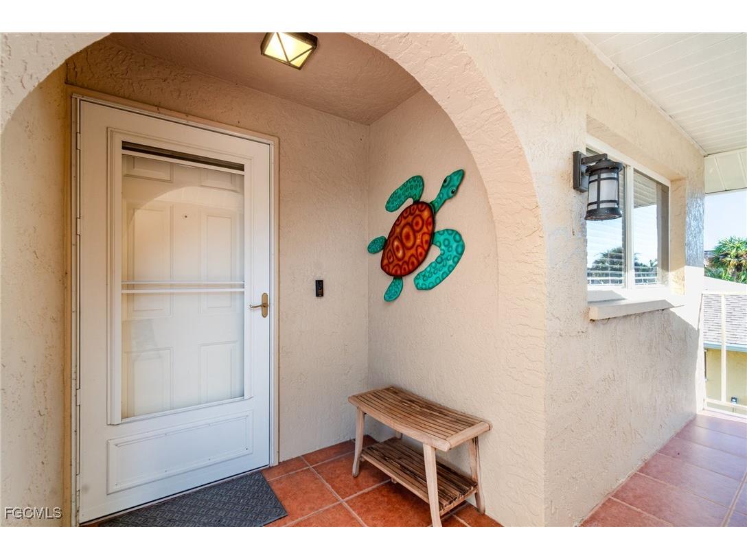 4321 Country Club Boulevard #207 Cape Coral FL 33904 2025022759 image5