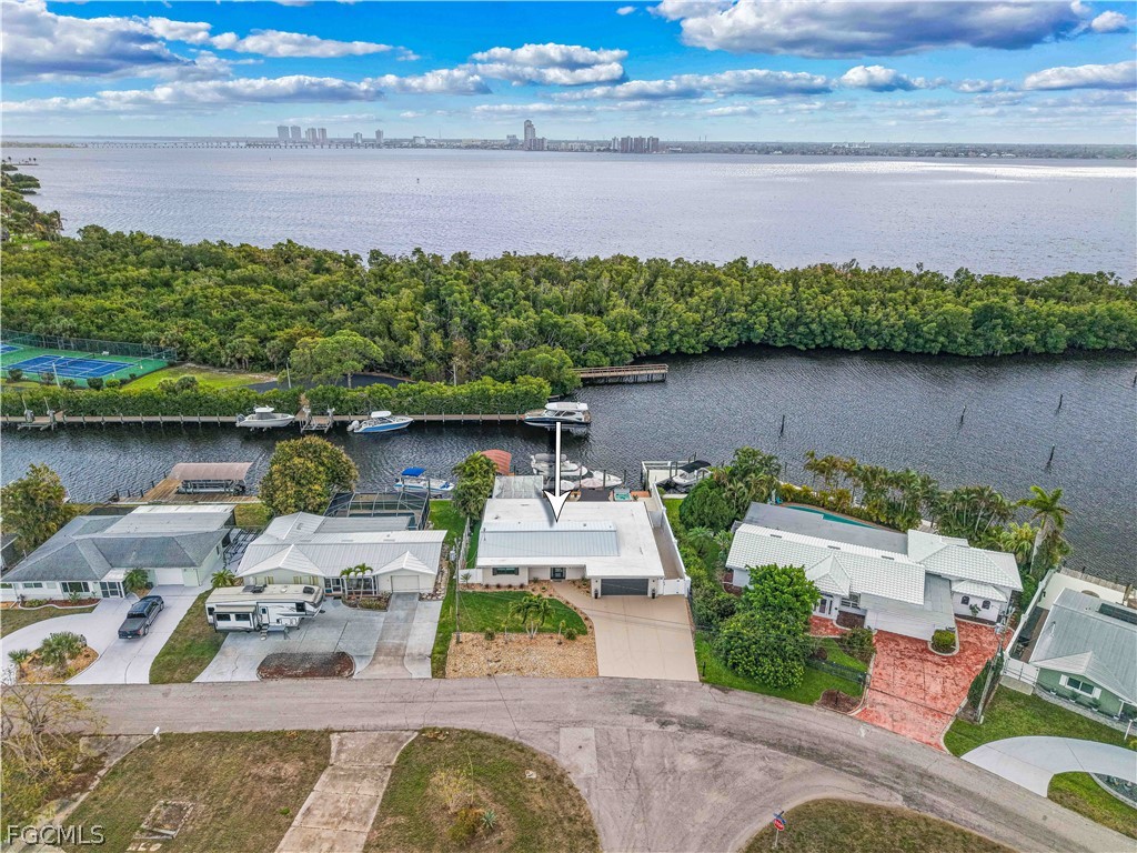 4322 Harbour Lane North Fort Myers FL 33903 2026012350 image2