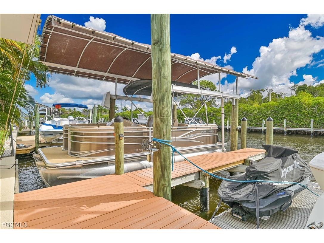 4322 Harbour Lane North Fort Myers FL 33903 2026012350 image6