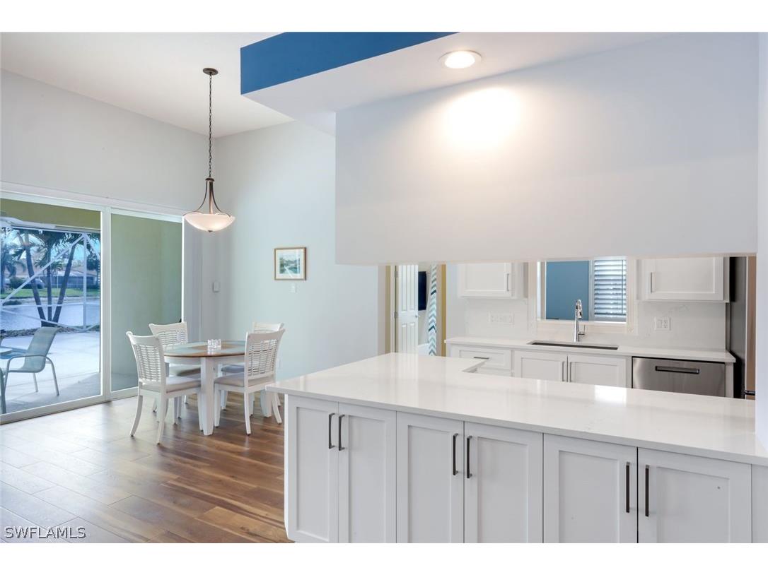4322 Queen Elizabeth Way Naples FL 34119 226011415 image14