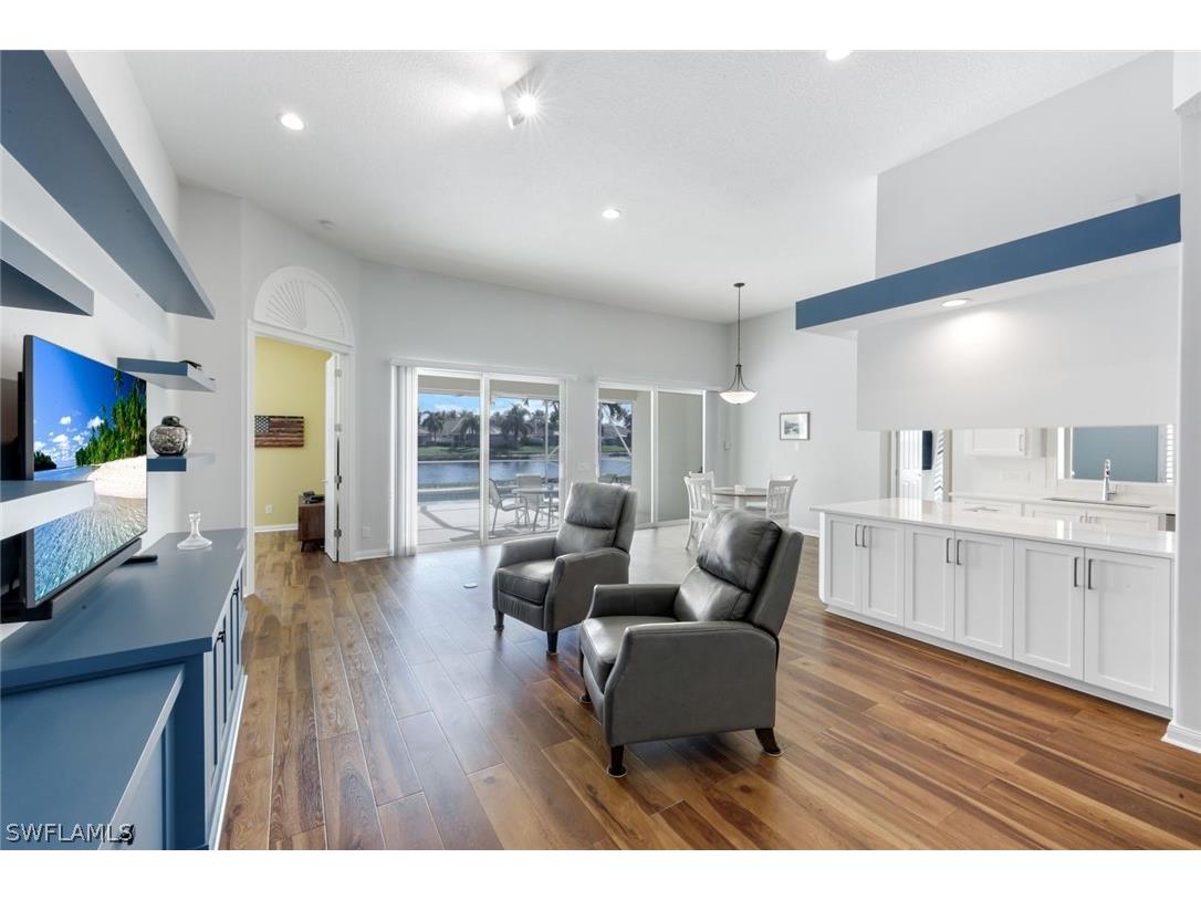 4322 Queen Elizabeth Way Naples FL 34119 226011415 image15
