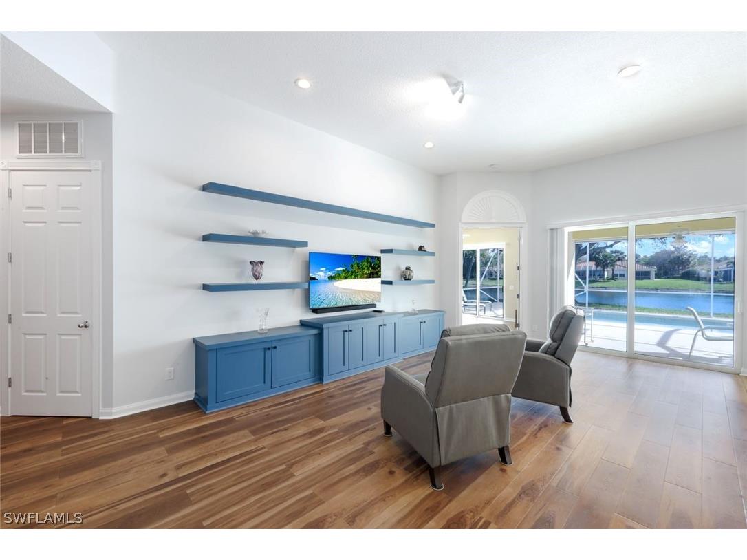 4322 Queen Elizabeth Way Naples FL 34119 226011415 image16