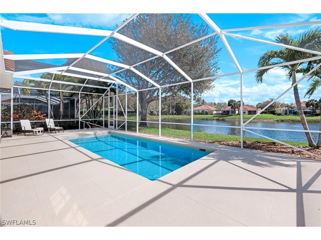 4322 Queen Elizabeth Way Naples FL 34119 226011415 image2