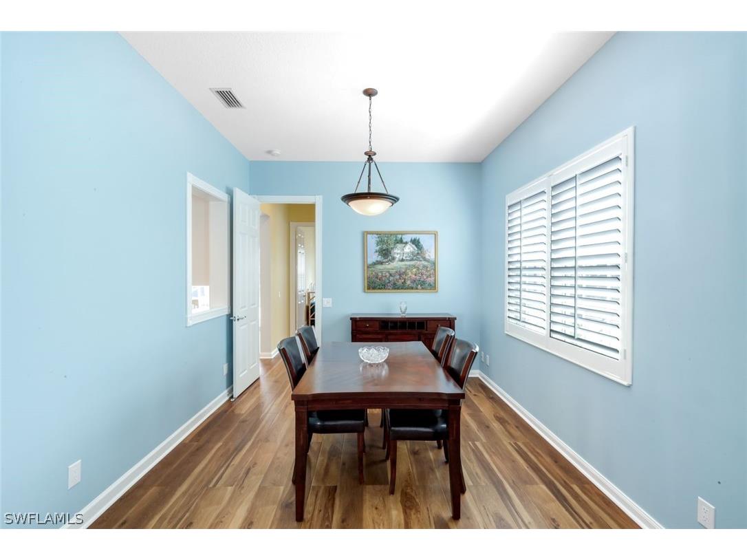4322 Queen Elizabeth Way Naples FL 34119 226011415 image22