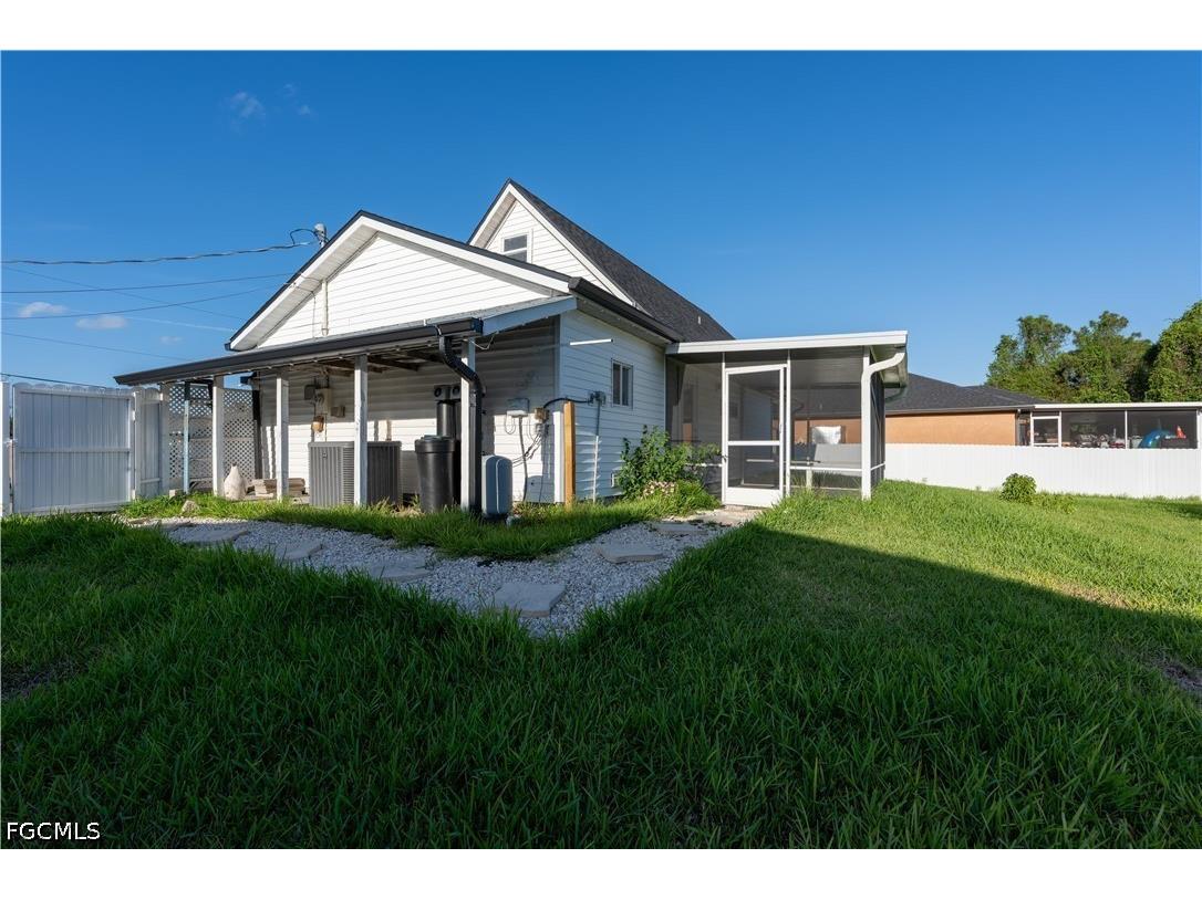 4323 7th Street W Lehigh Acres FL 33971 2026015890 image16