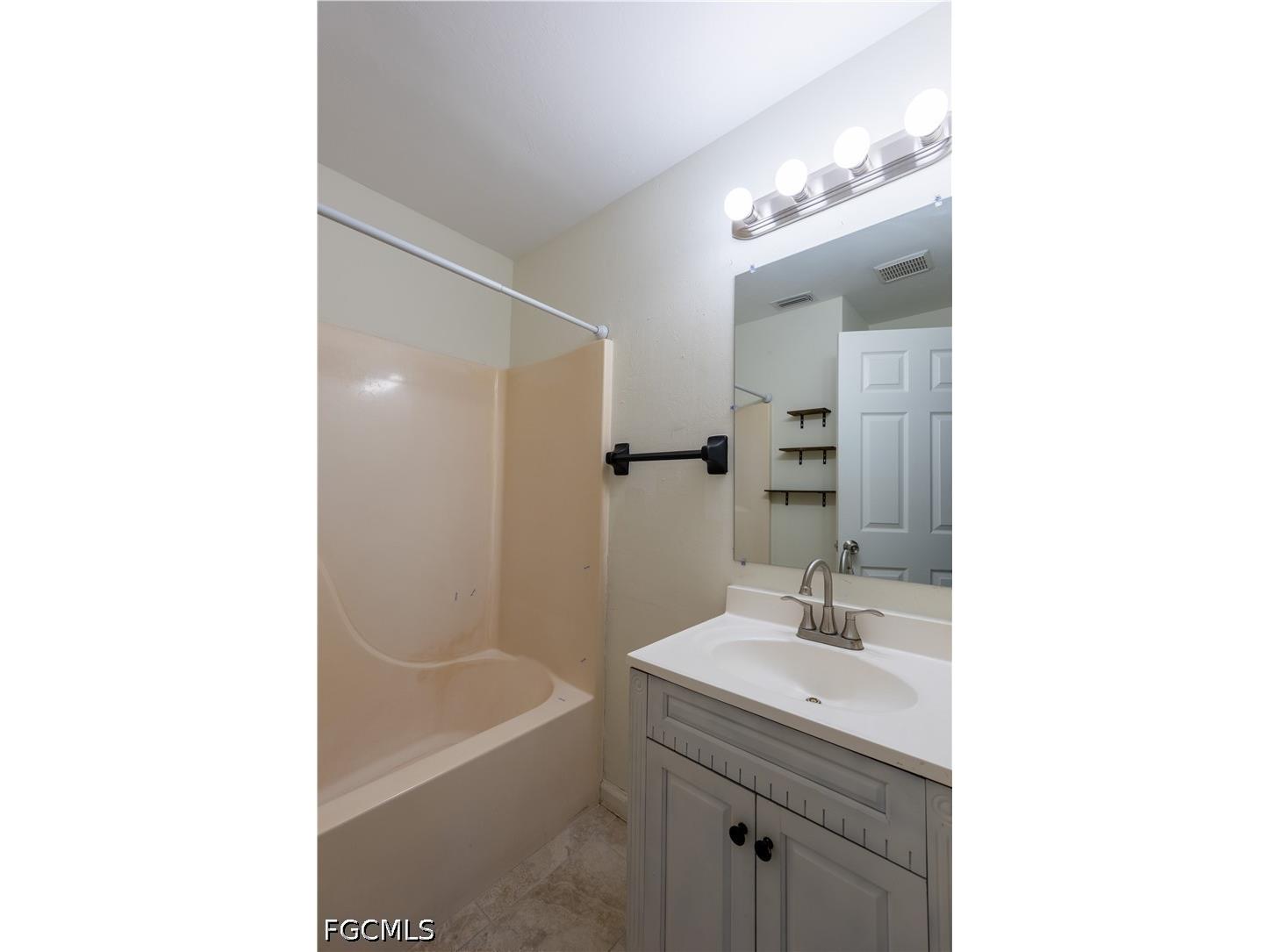 4323 7th Street W Lehigh Acres FL 33971 2026015890 image4