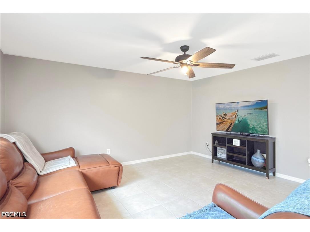 4323 NE 21st Avenue Cape Coral FL 33909 2026017353 image26