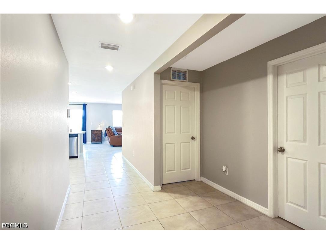 4323 NE 21st Avenue Cape Coral FL 33909 2026017353 image4