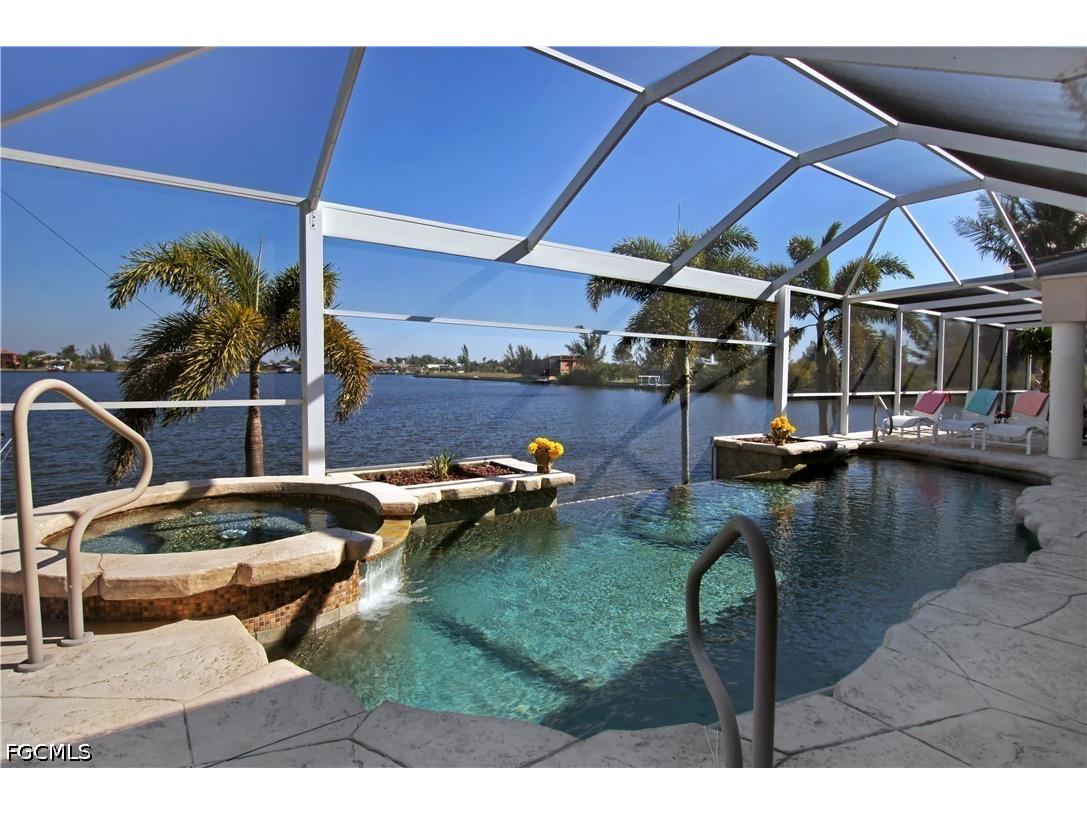 4323 NW 24th Terrace Cape Coral FL 33993 2026028458 image1