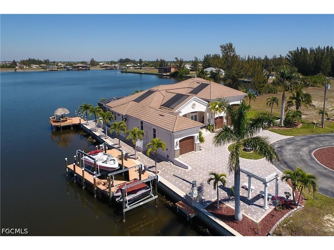 4323 NW 24th Terrace Cape Coral FL 33993 2026028458 image27
