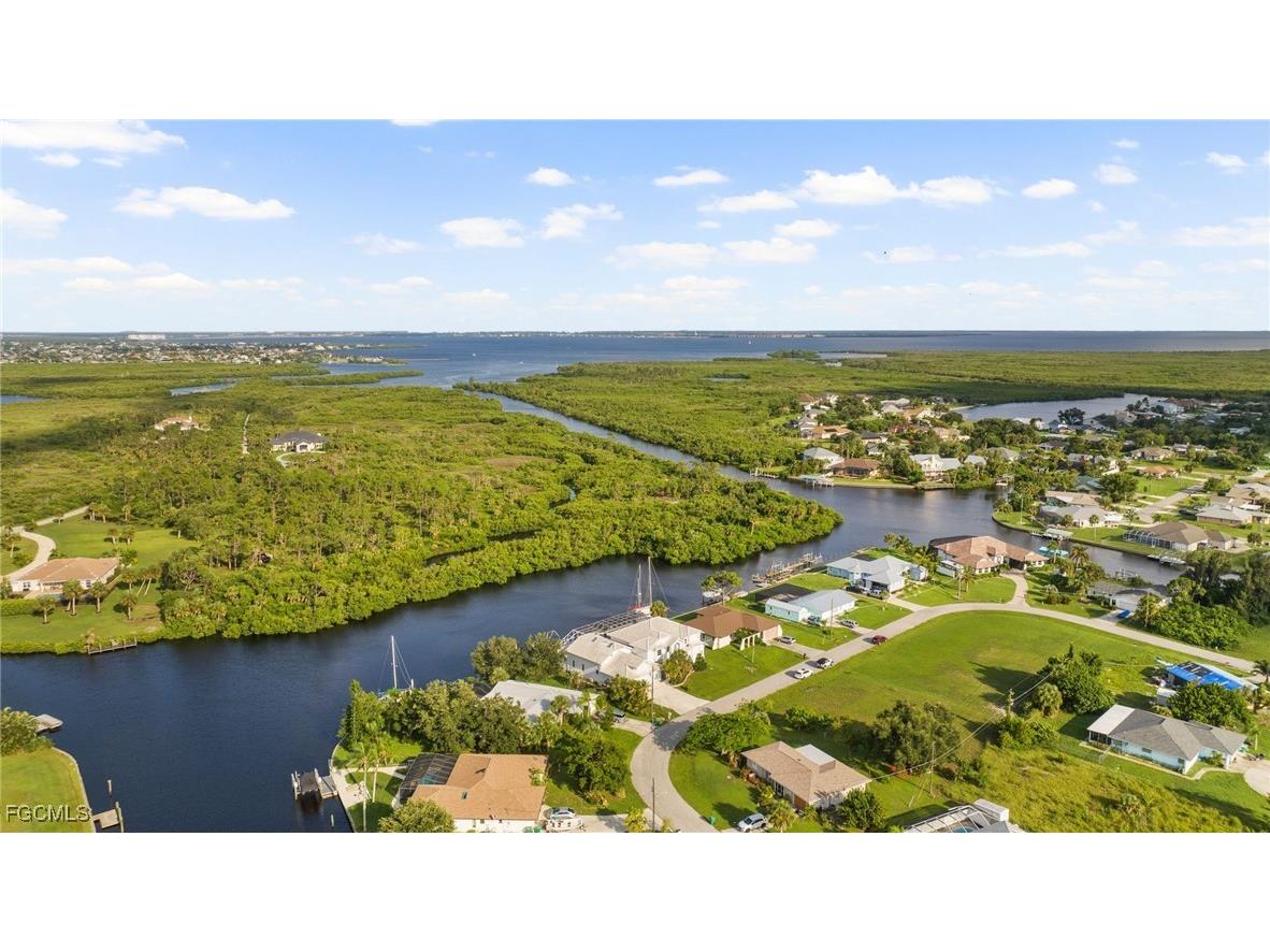 4323 Rock Creek Drive Port Charlotte FL 33948 2025012484 image6