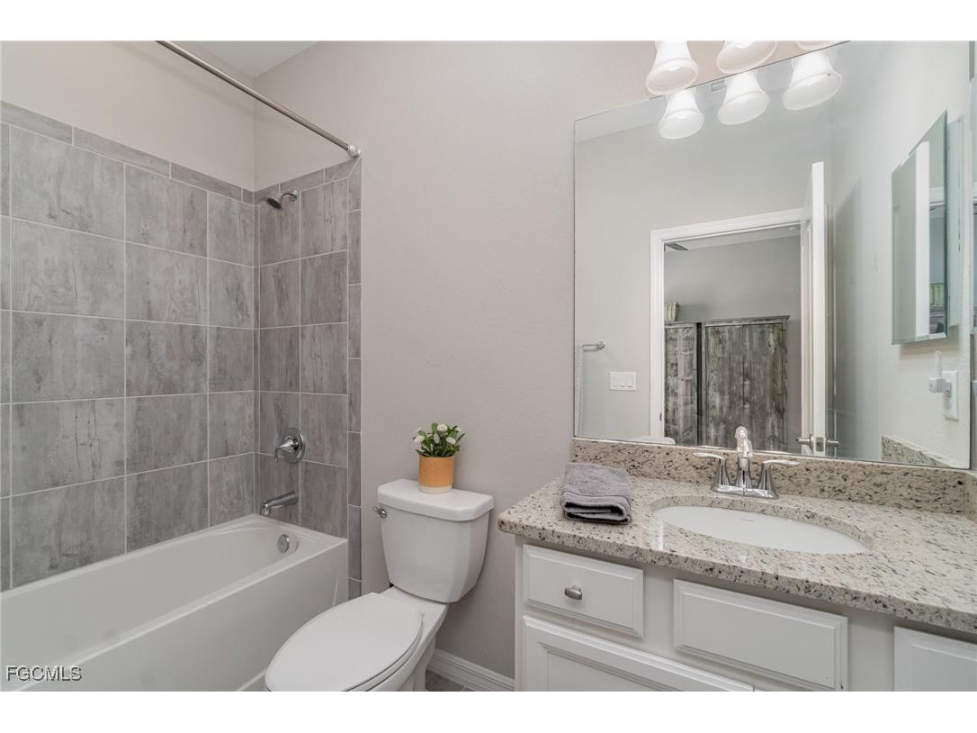 43249 Treadway Drive Punta Gorda FL 33982 2025019433 image21