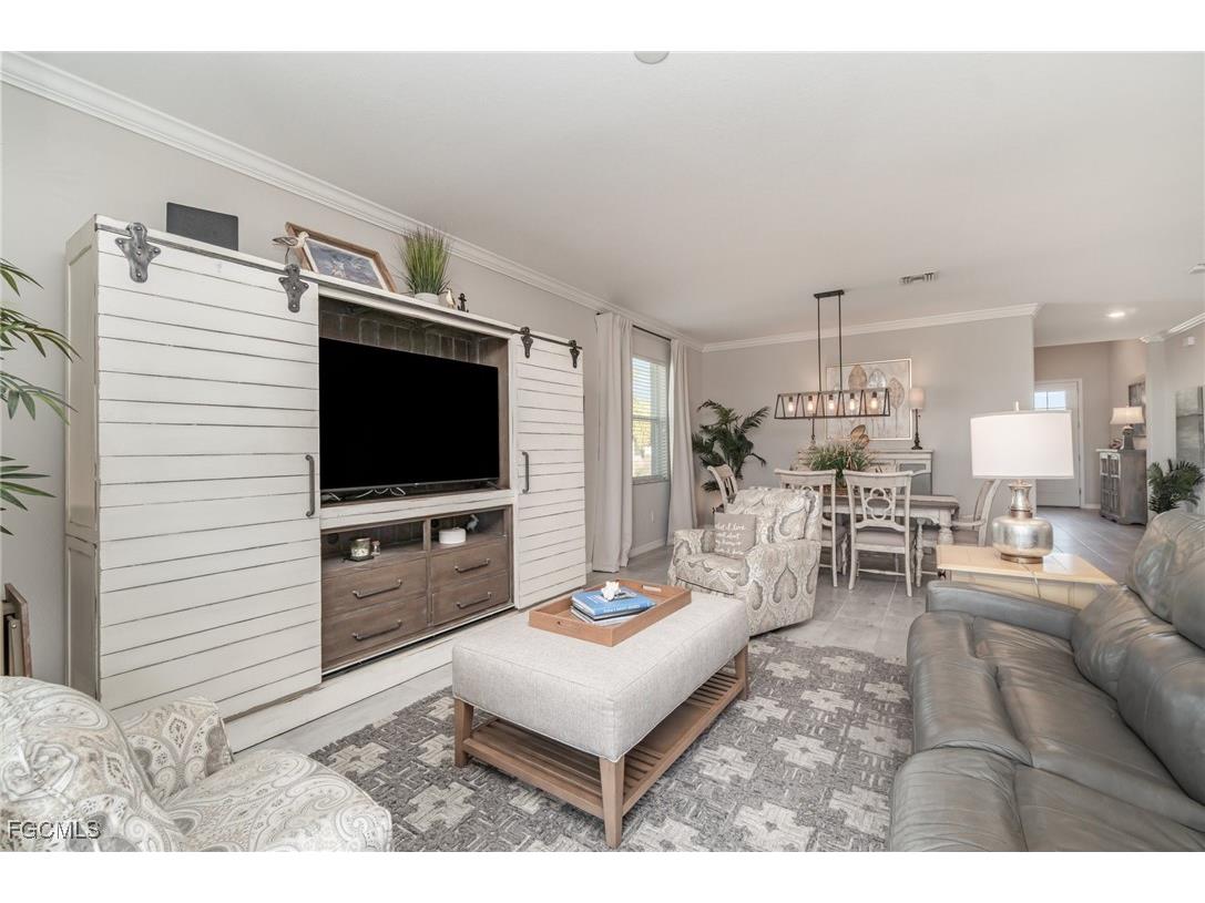 43249 Treadway Drive Punta Gorda FL 33982 2025019433 image4