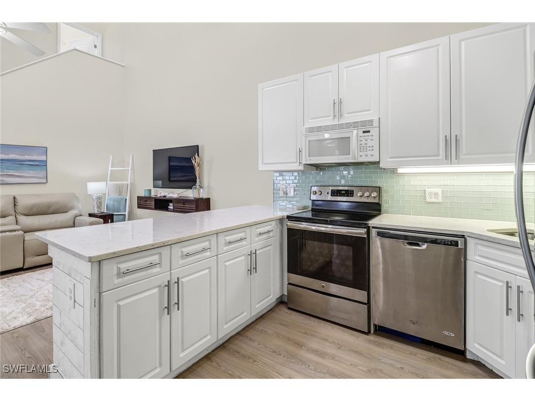 4325 Covey Circle #10B Naples FL 34109 225073647 image10