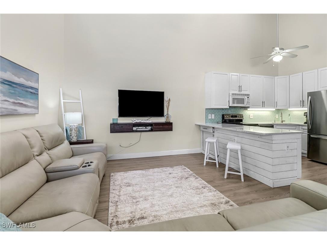 4325 Covey Circle #10B Naples FL 34109 225073647 image6