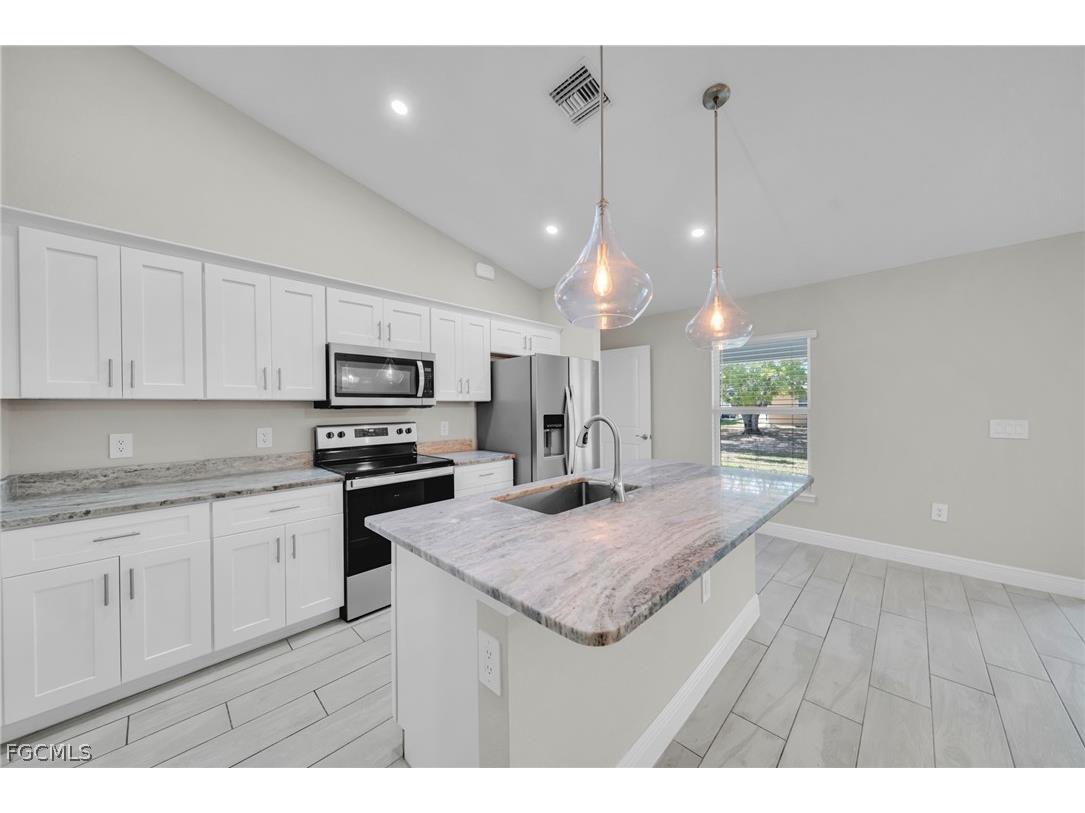 4326 NE 24th Place Cape Coral FL 33909 2026009833 image8