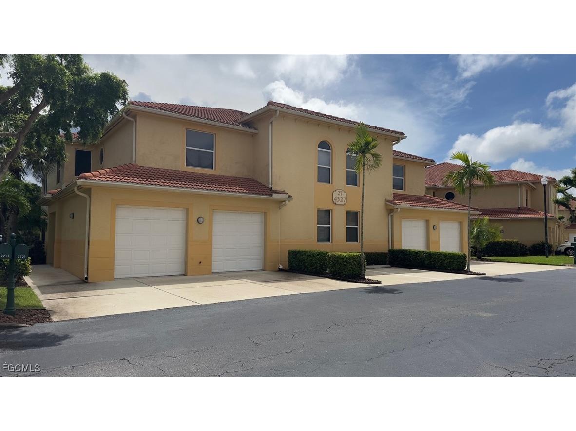 4327 Bellasol Circle #2721 Fort Myers FL 33916 2025009324 image16