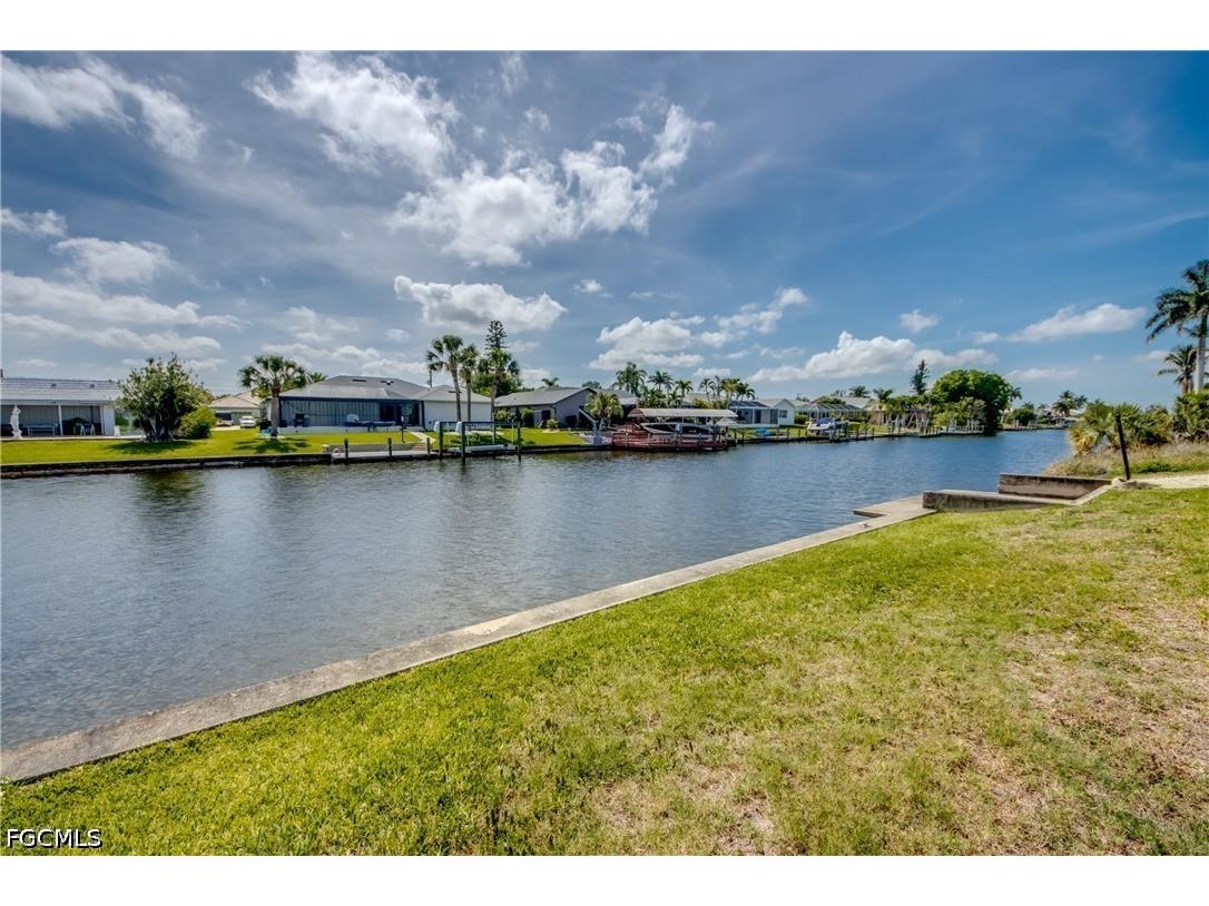 4327 SW 2nd Avenue Cape Coral FL 33914 2026020664 image41