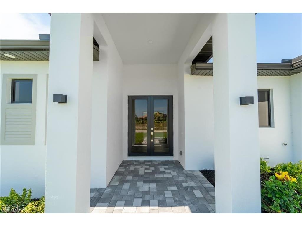 4328 NW 27th Lane Cape Coral FL 33993 2025012590 image2