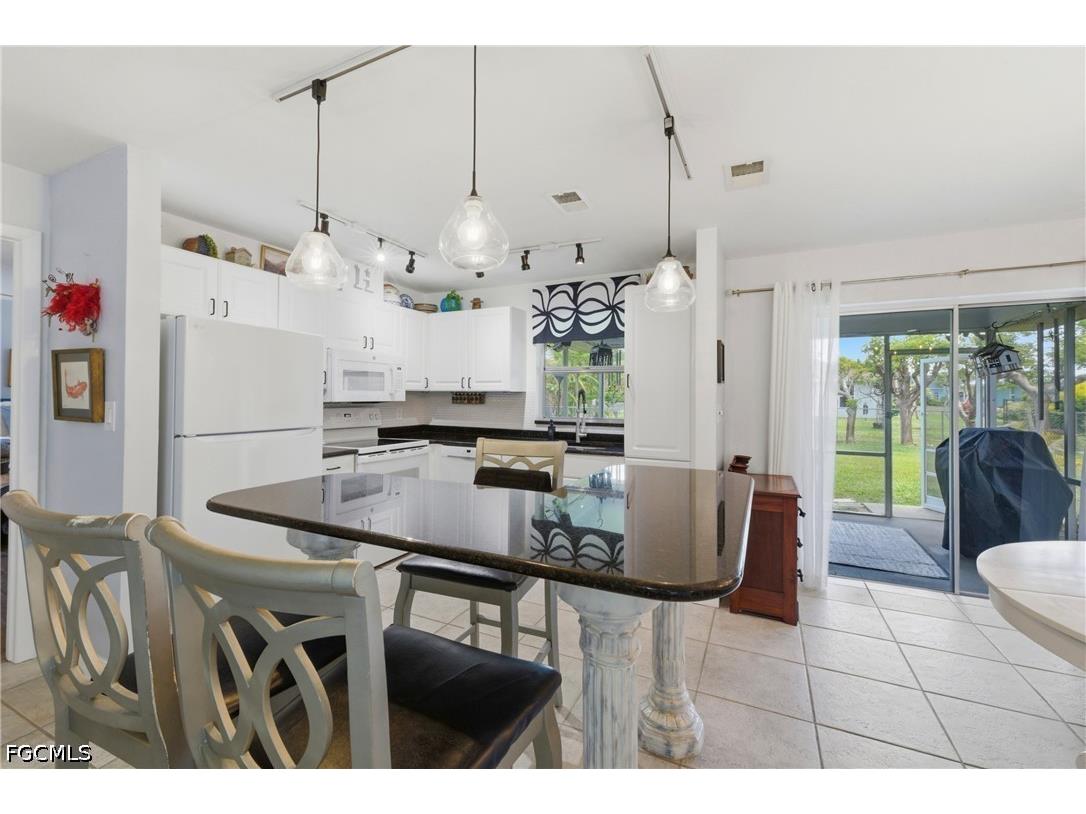 4329 SW 1st Place Cape Coral FL 33914 2026019965 image10